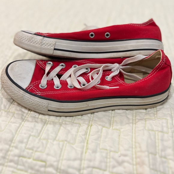 CLEARANCE
3 Pairs of Converse Size 8 Shoes | Red, Black and White - Picture 13 of 16